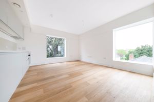 OPENPLAN LIVING AREA- click for photo gallery